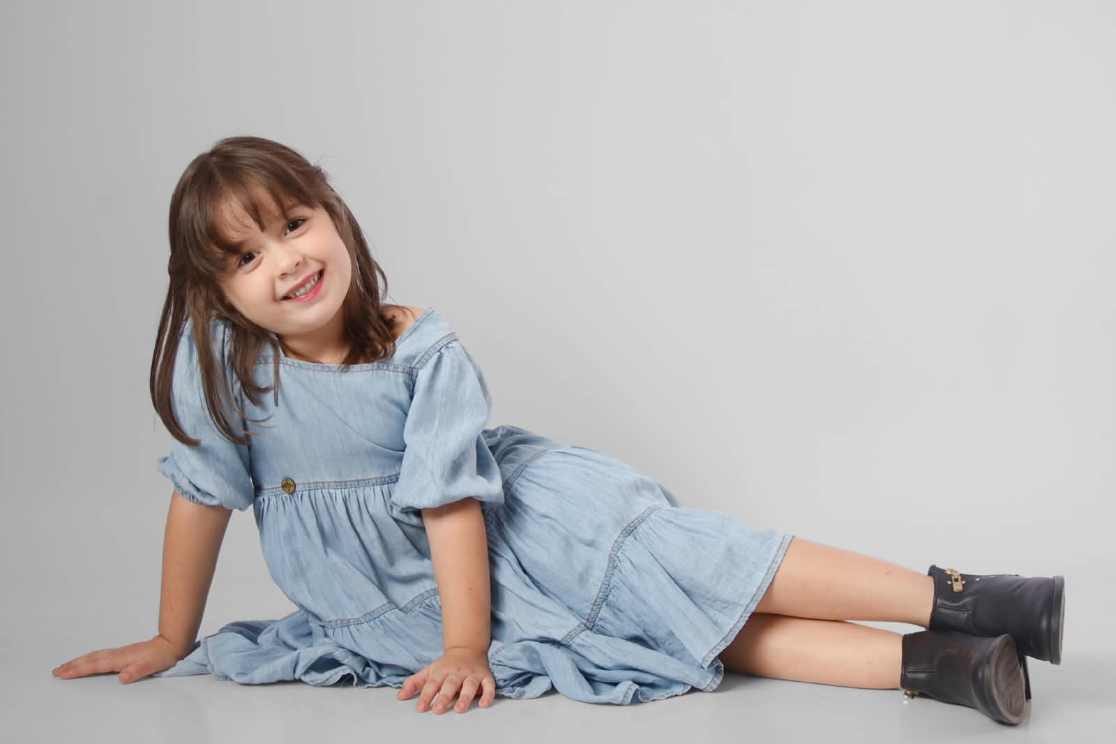 Vitória Soares: conheça a modelo e influenciadora kids de Angra dos Reis