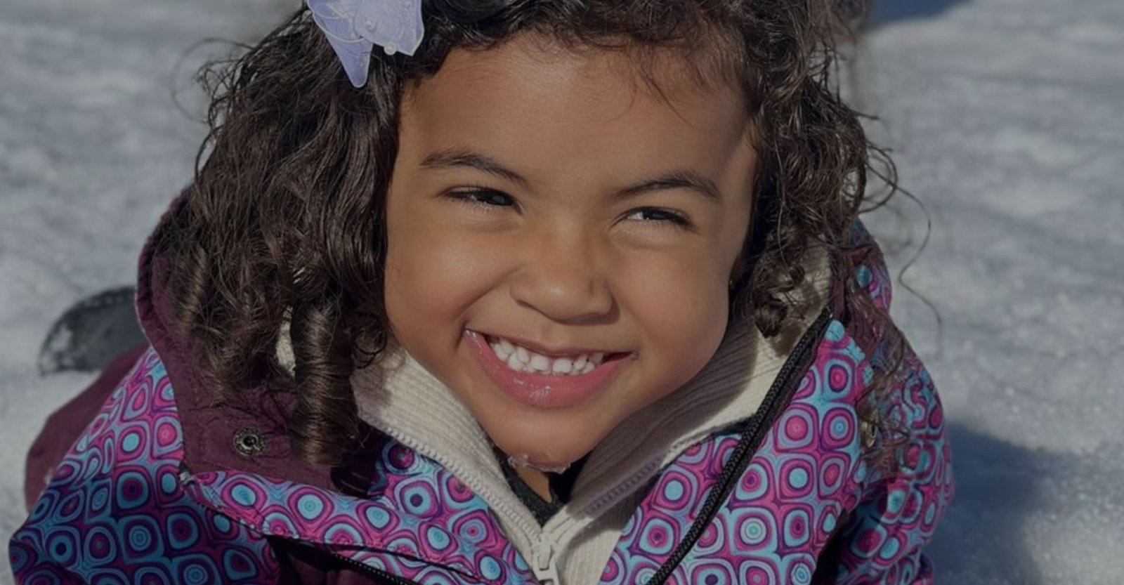 Maria Eduarda Teles: quando a alegria ainda sabe exatamente quem é