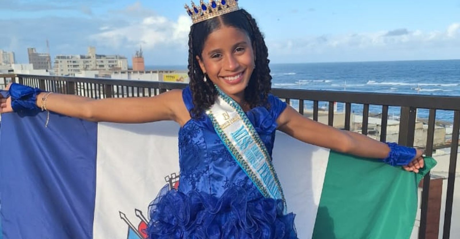 Alice Vitória: aos 12 anos, uma história que começou diante das câmeras e já escolheu a passarela como destino
