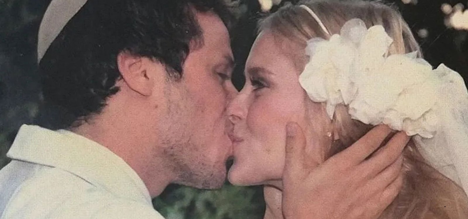 Internada com infecção renal, Carolina Dieckmann celebra 23 anos de união com Tiago Worcman e compartilha reflexão sobre a vida